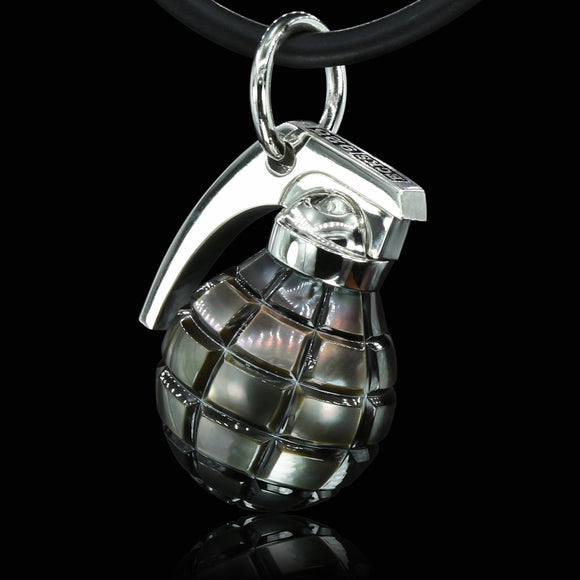 GRENADE HAND CARVE TAHITIAN PEARL LARGE - LIMITED 21698