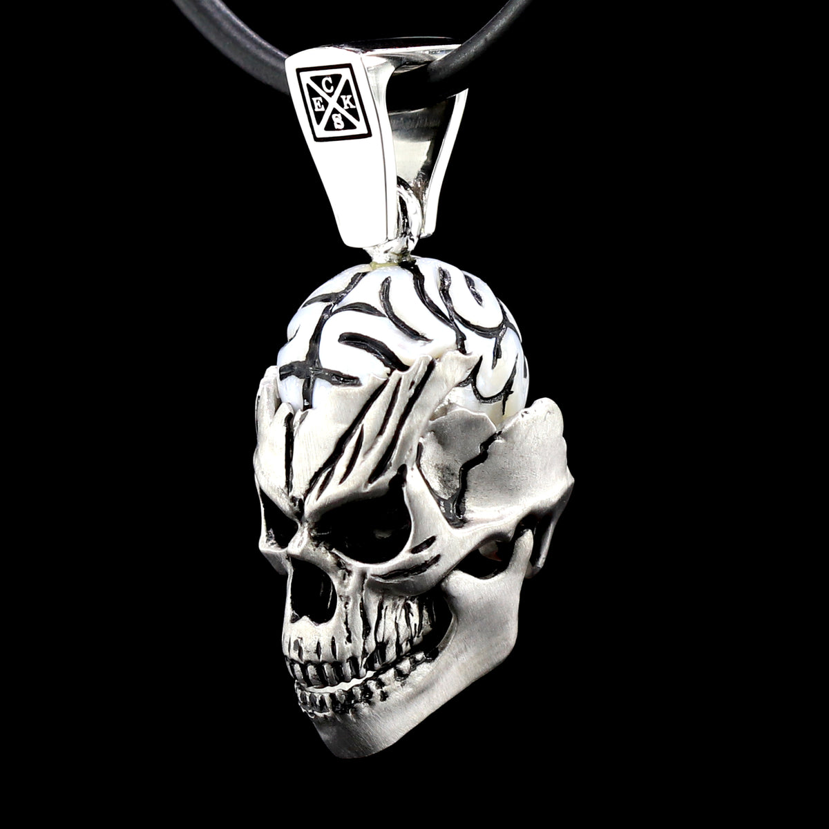 Skull Pendant Carved Pearl – Ecks Jewelry