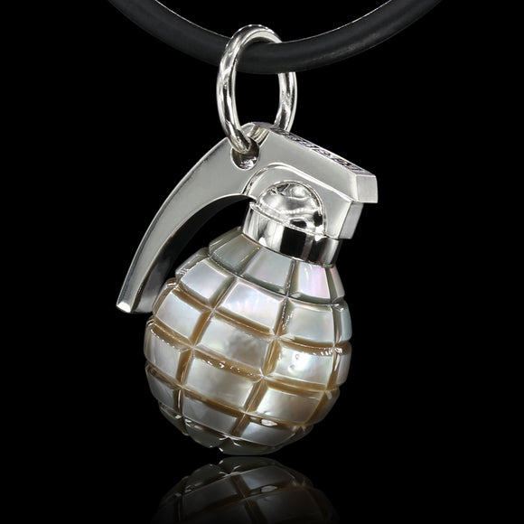 GRENADE HAND CARVE TAHITIAN PEARL LARGE - LIMITED 11694
