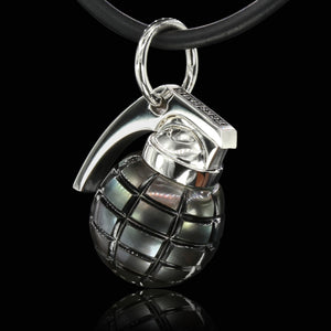 GRENADE HAND CARVE TAHITIAN PEARL LARGE - LIMITED 31690