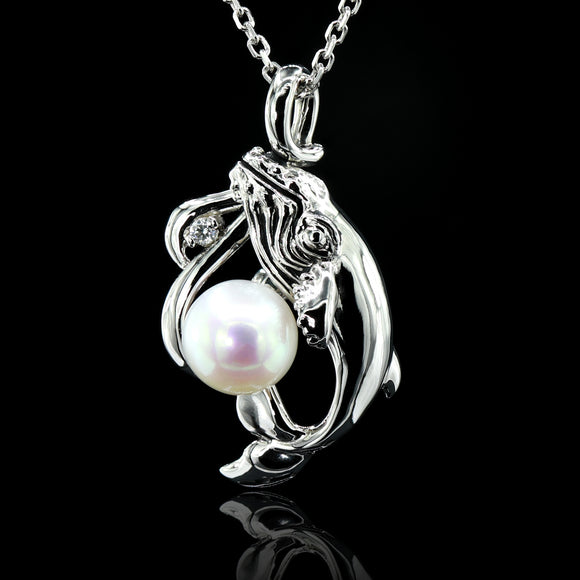 Silver Whale Pearl Pendant