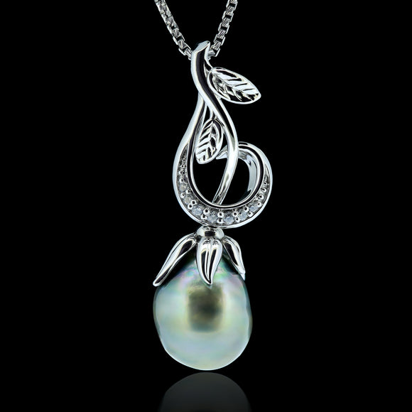 Garden Pearl Pendant, South Sea Pearl Pendant, South Sea Pearl Necklace, Gift for Mother, Gift For Her, Flower Pendant, Hand Carve Pearl.