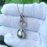 Garden Pearl Pendant, South Sea Pearl Pendant, South Sea Pearl Necklace, Gift for Mother, Gift For Her, Flower Pendant, Hand Carve Pearl.